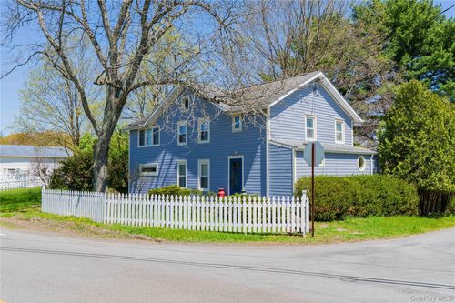 606 Church Ave, Germantown, NY, 12526-5903 | Card Image