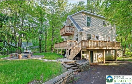 204 Yuma Trl, POCONO LAKE, PA, 18347-8154 | Card Image