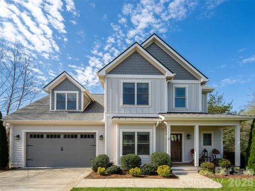 27 Slippery Rock Dr, Fletcher, NC, 28732-4625 | Card Image