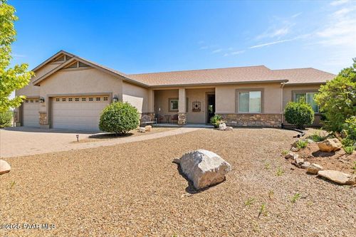 2135 W Bridle Path Rd, Prescott, AZ, 86305-8620 | Card Image