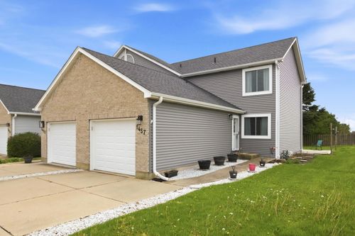 1457 Anthony Ln, Sandwich, IL, 60548-1185 | Card Image