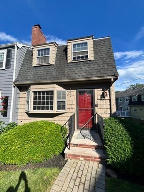 3 Frost Ln, Marblehead, MA, 01945-3405 | Card Image