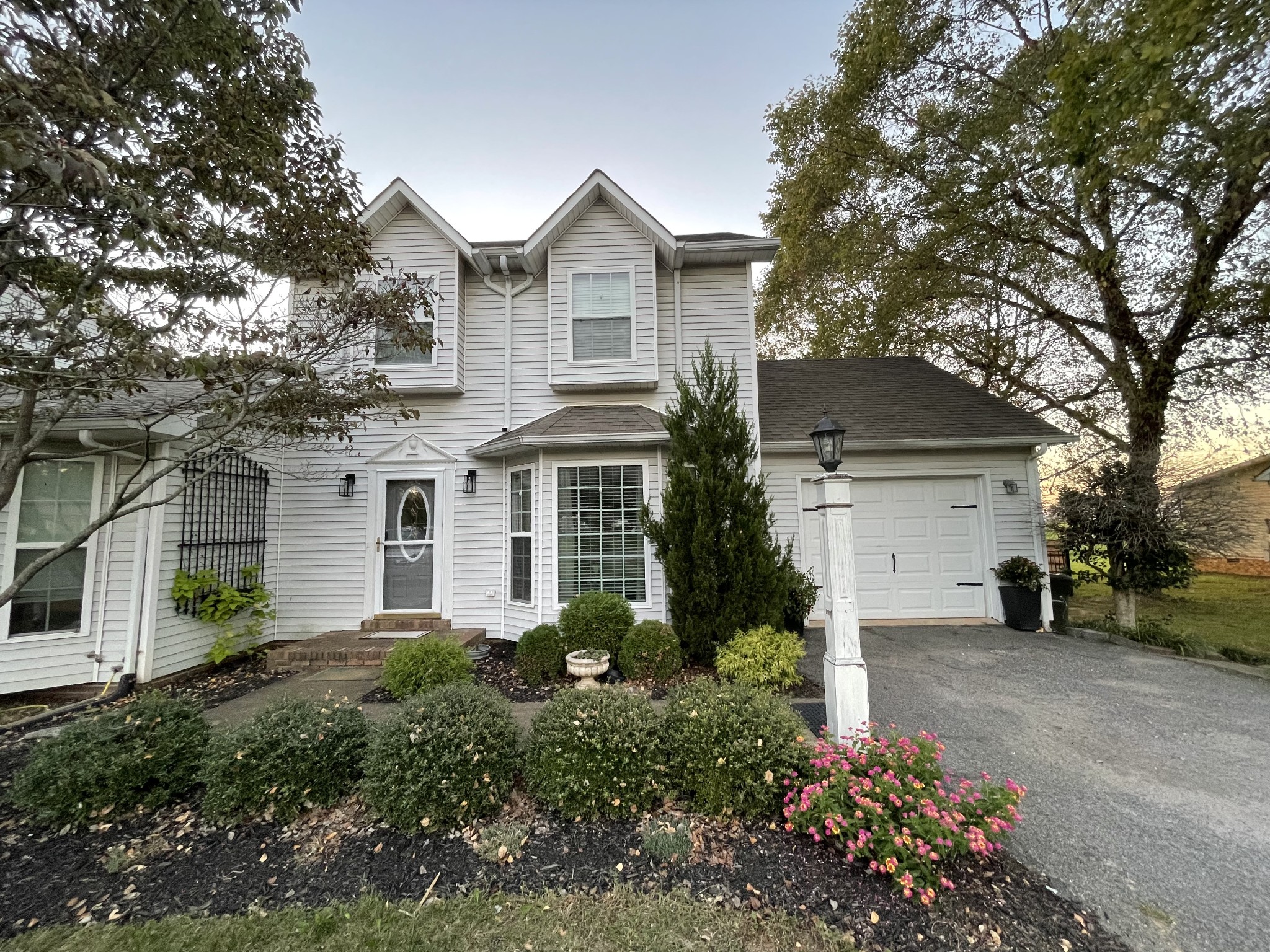 Massey Ave, Lawrenceburg, TN 38464