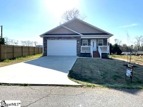 108 Longshore Dr, Belton, SC, 29627-9546 | Card Image