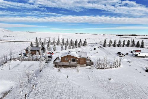 230033 Township Road 224, Gleichen, AB, T0J1N0 | Card Image