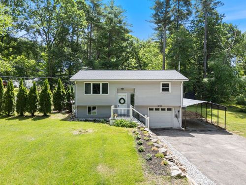 8 Diana Rd, Derry, NH, 03038-4528 | Card Image