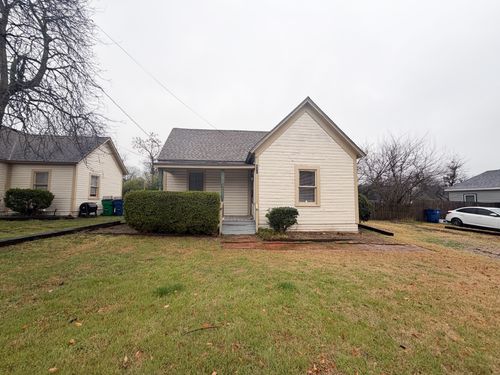 310 E Parks Ave, Waxahachie, TX, 75165-3454 | Card Image