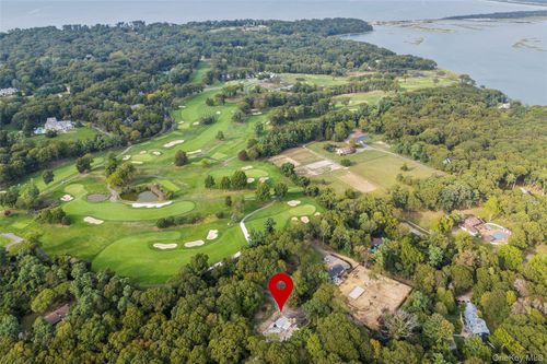 7 Smith Ln, Saint James, NY, 11780-3808 | Card Image