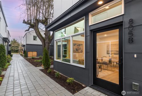 b-805 S Sullivan St, Seattle, WA, 98108-4747 | Card Image