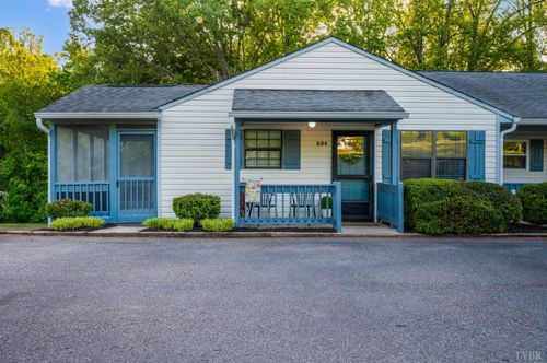 604 Goose Hollow Dr, Forest, VA, 24551-2855 | Card Image