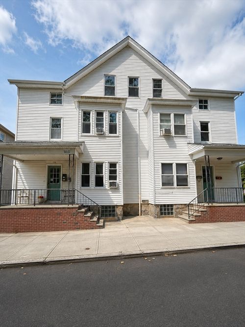 1e-164 Hood St, Fall River, MA, 02720-3836 | Card Image
