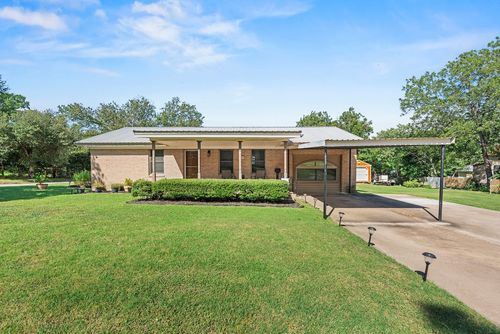 501 San Gabriel St, Rockdale, TX, 76567-2328 | Card Image