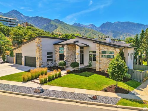 3276 E Scottish Dr, Cottonwood Heights, UT, 84093-2106 | Card Image