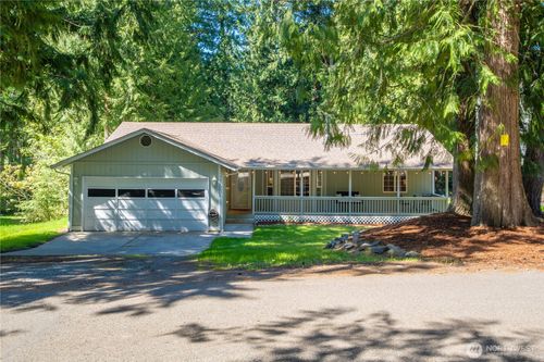 22242 Bluewater Dr Se, Yelm, WA, 98597-8978 | Card Image