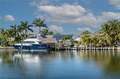 2105 Windward Way, Vero Beach, FL, 32963-3018 | Card Image