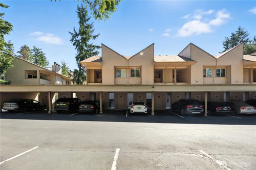 apt-n16-4404 146th Pl Ne, Bellevue, WA, 98007-3174 | Card Image