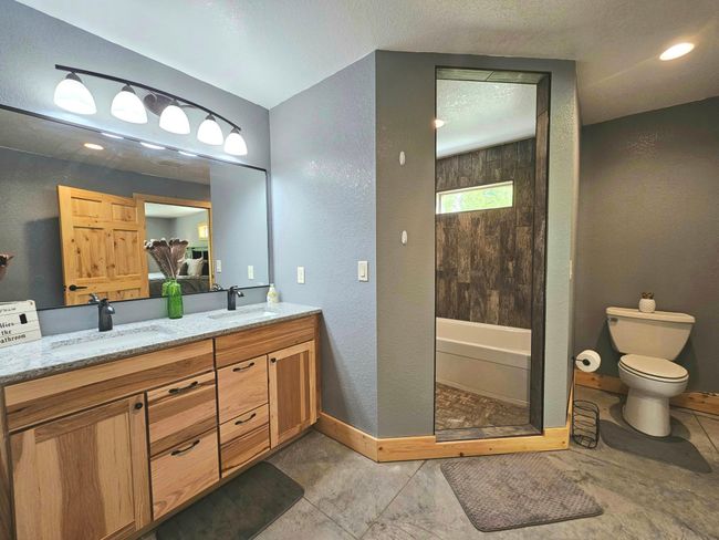 Primary EnSuite Bath | Image 25