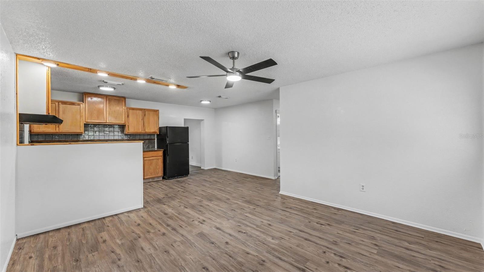 Residential in LAKELAND 3
