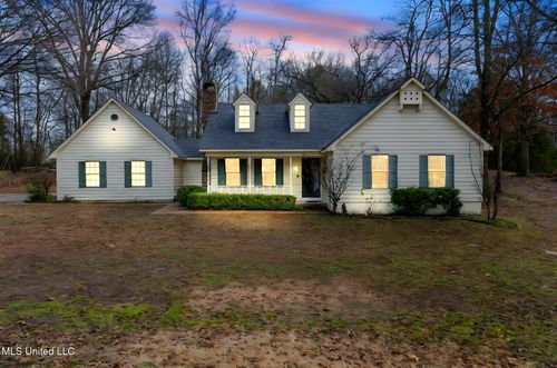 2774 Itasca Dr, Nesbit, MS, 38651-9745 | Card Image