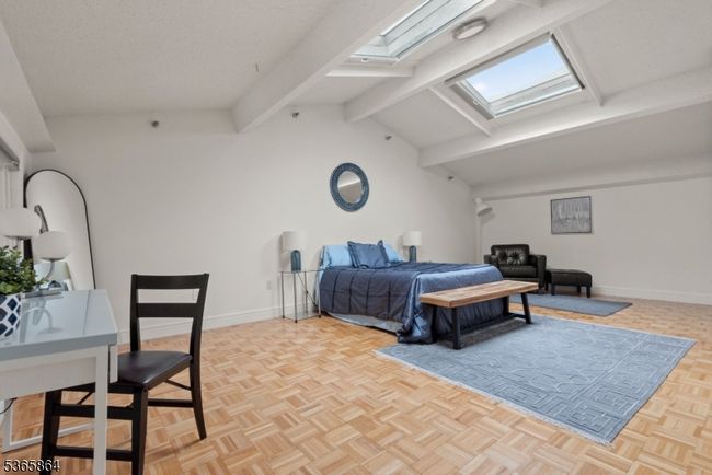APT-219X - 300 Communipaw Ave, Townhouse with 3 bedrooms, 2 bathrooms and null parking in Jersey City NJ | Image 13