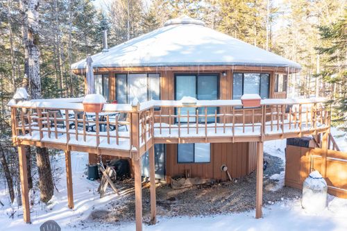 121 Judges Rd, Thornton, NH, 03285-6830 | Card Image