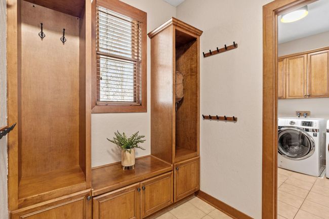 9256 Gateway Ln, House other with 5 bedrooms, 5 bathrooms and null parking in Eden Prairie MN | Image 21