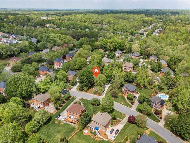 8124 Glengarriff Rd, House other with 4 bedrooms, 4 bathrooms and null parking in Clemmons NC | Image 46