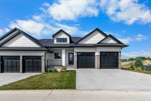 360 Hidden Ridge Dr, Coralville, IA, 52241-3506 | Card Image