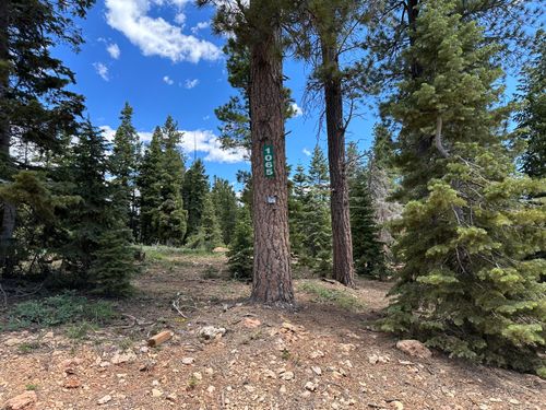 1065 E Redwood Rd, Duck Creek Village, UT, 84762 | Card Image