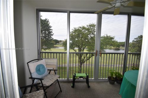 311c-100 Sw 130th, Pembroke Pines, FL, 33027 | Card Image
