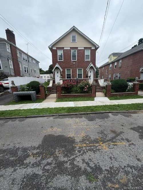 37 Courter Ave, Yonkers, NY, 10705-4413 | Card Image
