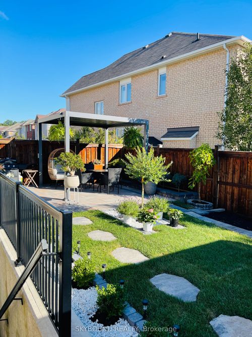 bsmt-901 Farmstead Drive, Milton, ON, L9T8J5 | Card Image