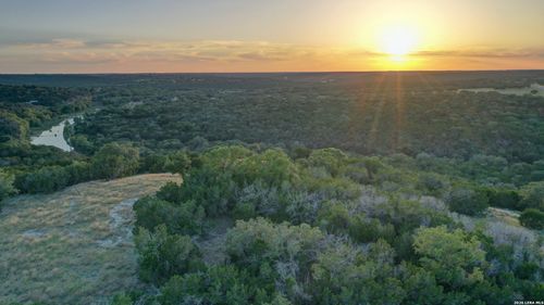 189 Cherry Springs Rd, Hunt, TX, 78024-3109 | Card Image