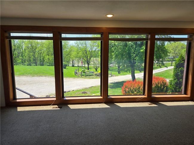 33295 Bethel Church Rd, House other with 3 bedrooms, 3 bathrooms and null parking in Osawatomie KS | Image 14