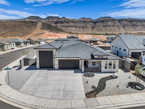 3935 S 2160 W, Hurricane, UT, 84737-1525 | Card Image