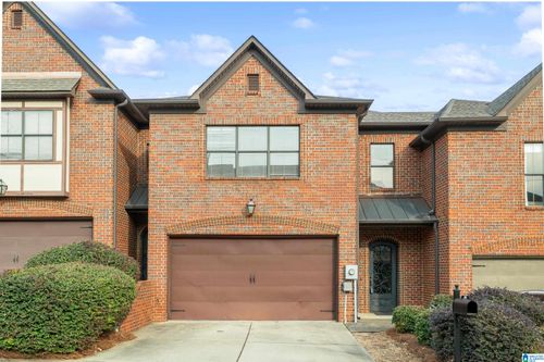 676 Flag Cir, HOOVER, AL, 35226-4919 | Card Image