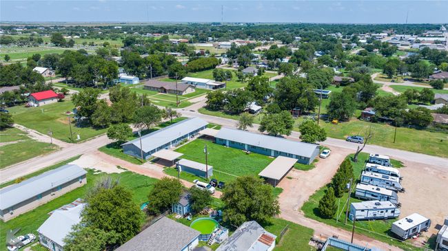 500 S 7 Th St, Home with 16 bedrooms, 8 bathrooms and 8 parking in Haskell TX | Image 27
