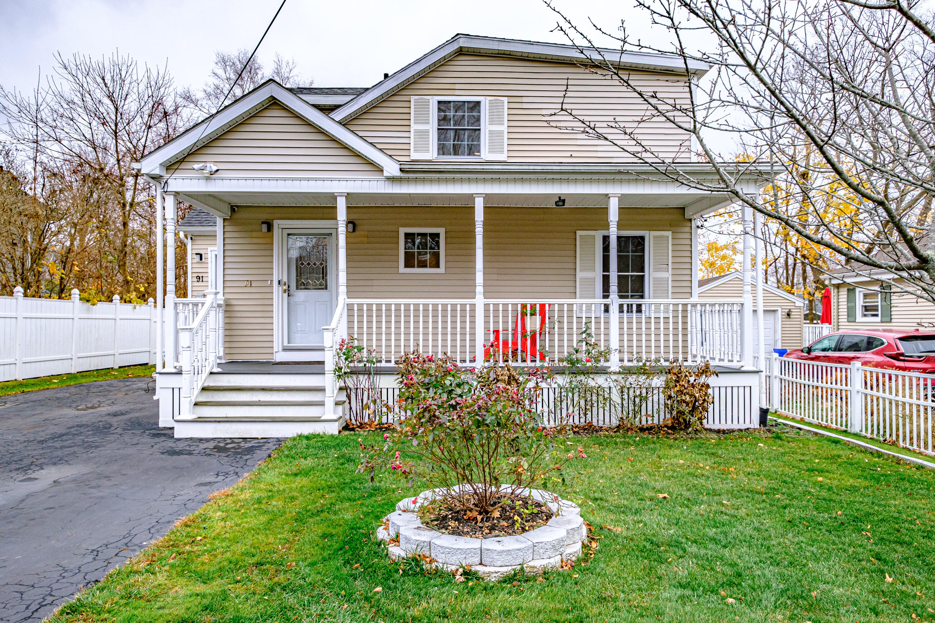 Richland St, South Portland, ME 04106