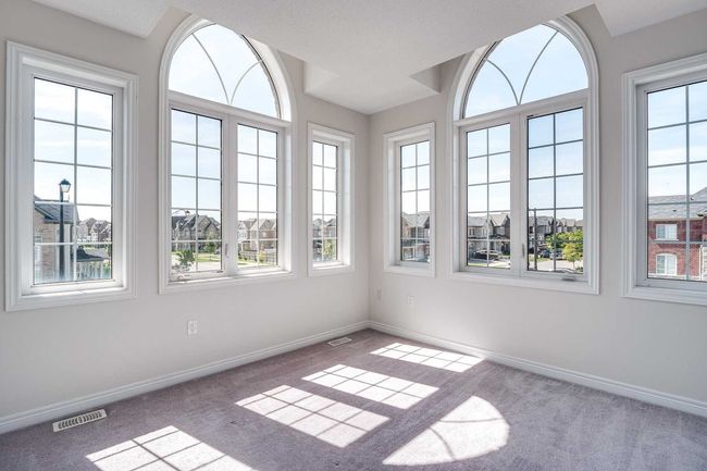 2 Cranbrook Cres, House other with 4 bedrooms, 3 bathrooms and 4 parking in Kleinburg ON | Image 30