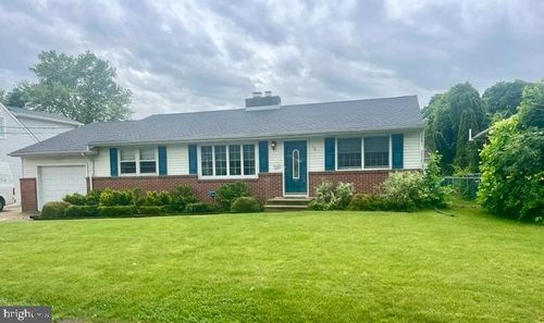 10 Spruce Ave, BORDENTOWN, NJ, 08505-1923 | Card Image