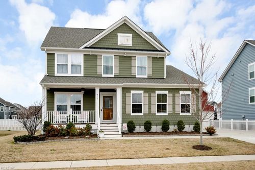 824 Canoe St, Chesapeake, VA, 23323-1443 | Card Image