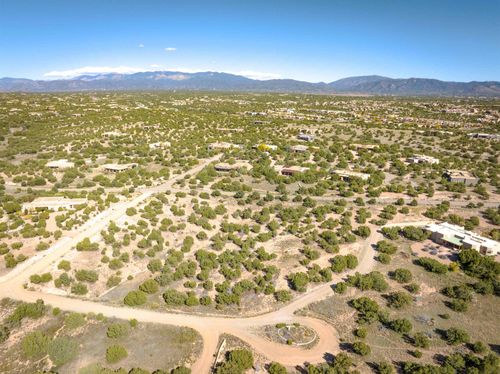 2 Escopeta Ct, Santa Fe, NM, 87506 | Card Image