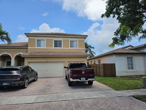 1423-1423 Ne 40th Rd, Homestead, FL, 33033-5910 | Card Image