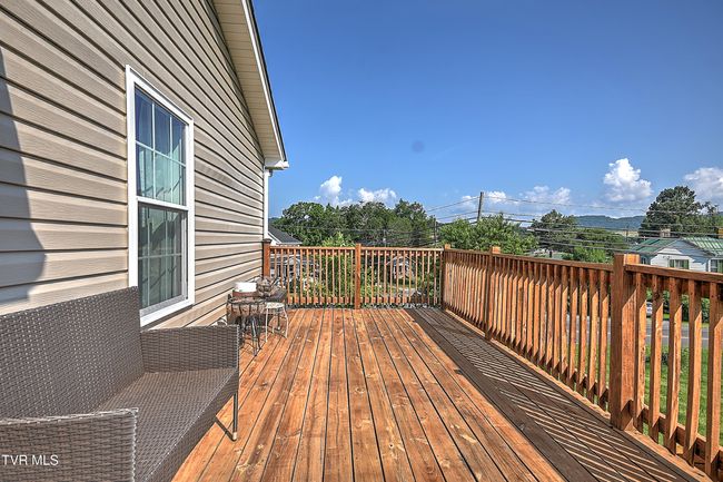 517 W Glade St, House other with 3 bedrooms, 3 bathrooms and null parking in Glade Spring VA | Image 45