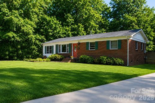 1122 Zion Ct, Charlotte, NC, 28209-4121 | Card Image