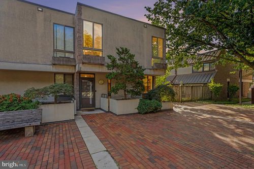 2350 Sorrel Ct, BALTIMORE, MD, 21209-4628 | Card Image