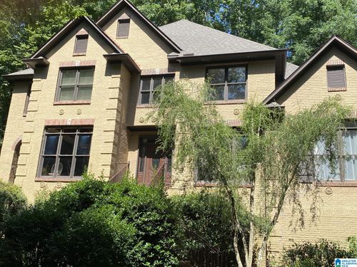 1207 Lake Forest Cir, Hoover, AL, 35244-1303 | Card Image