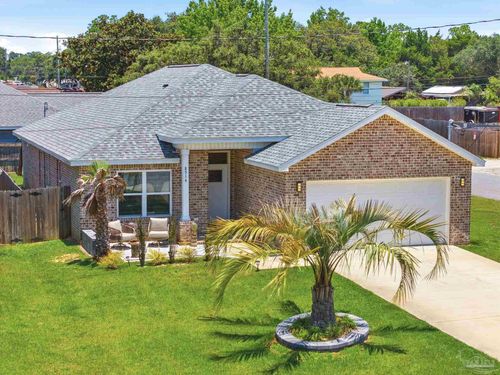 8514 Esplanade St, Navarre, FL, 32566-2135 | Card Image