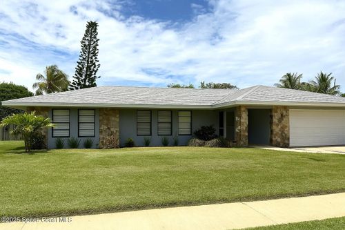 660 S Hedgecock Sq, Satellite Beach, FL, 32937-3927 | Card Image
