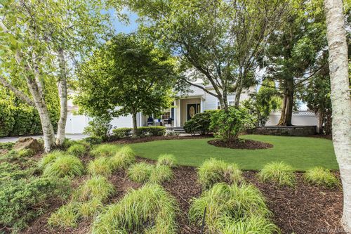 10 Shady View Xing, Manorville, NY, 11949-2972 | Card Image